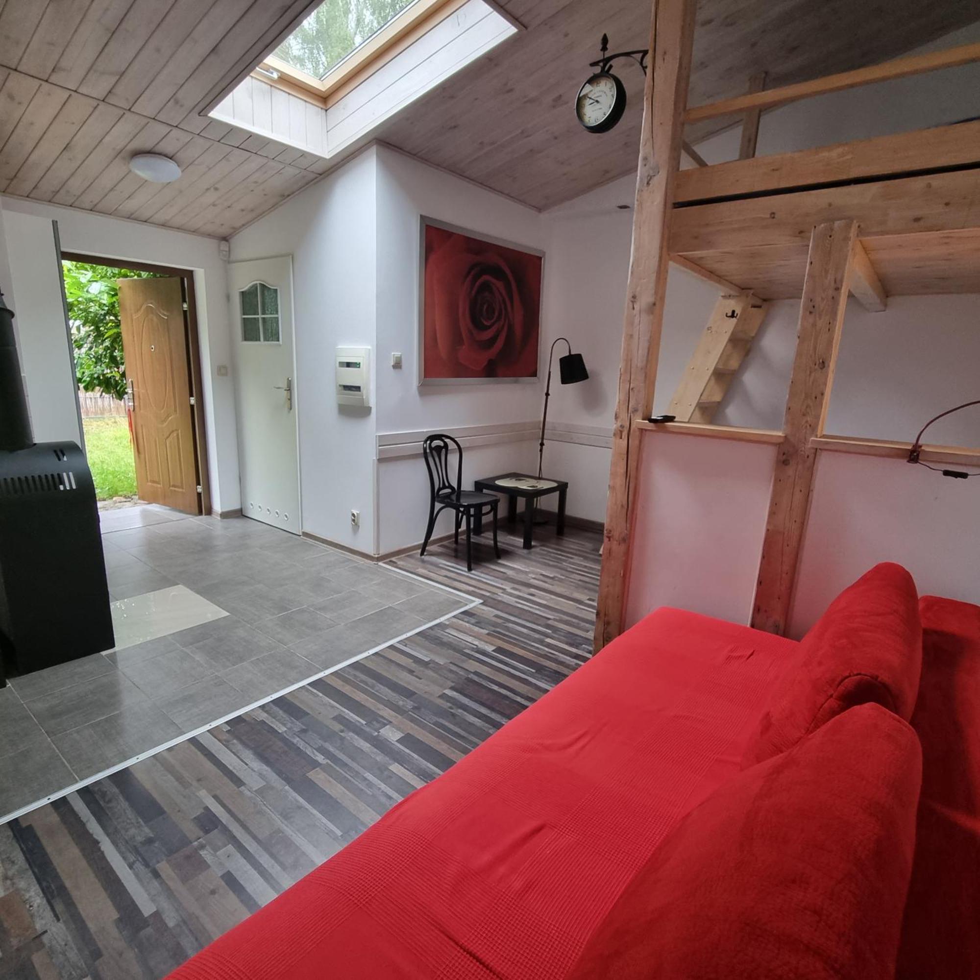 Pokoje I Apartamenty Przy Sosnowej Poddabie Bagian luar foto