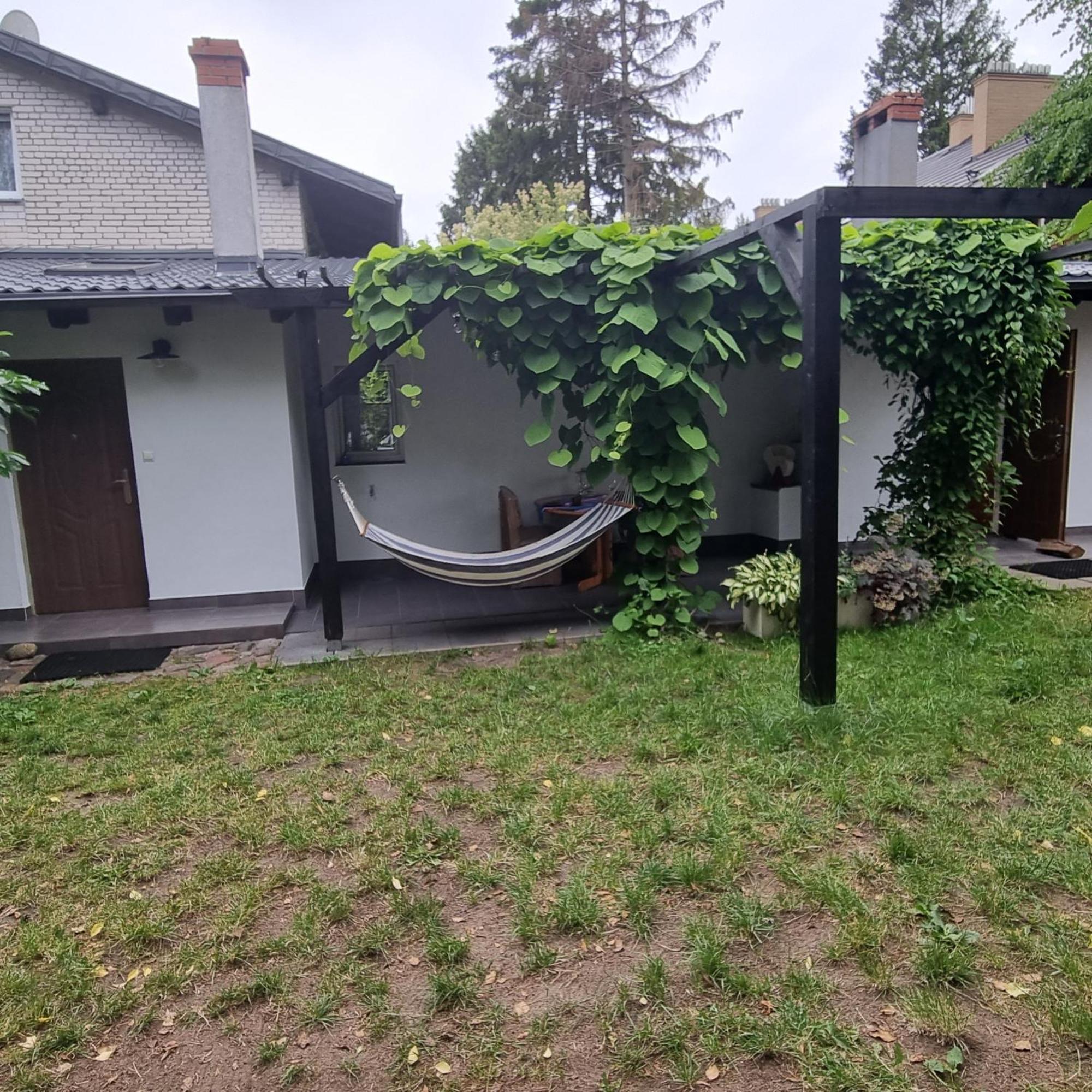 Pokoje I Apartamenty Przy Sosnowej Poddabie Bagian luar foto